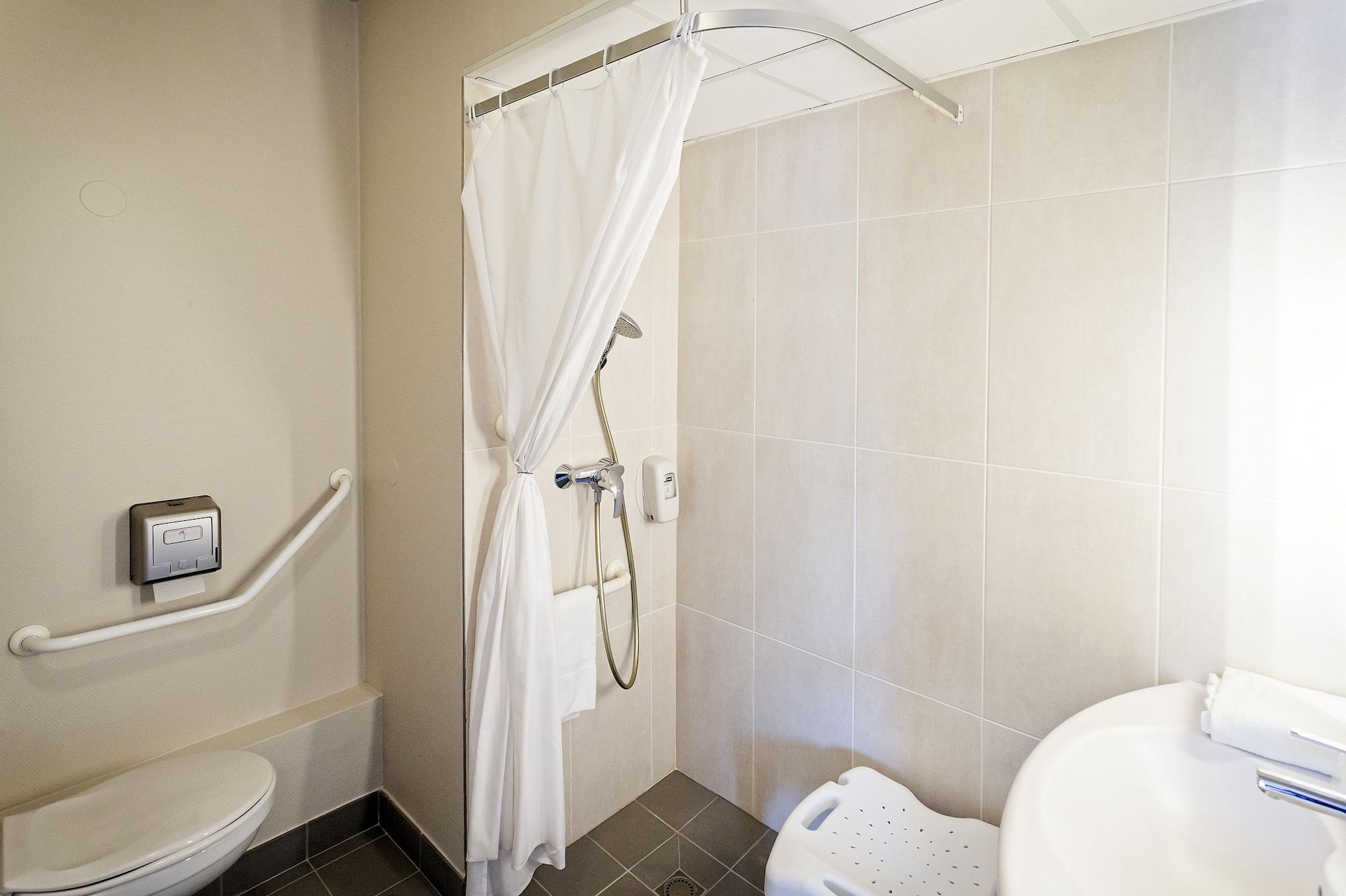 B&B Hotel Bordeaux Lac Sur Брюж Екстериор снимка