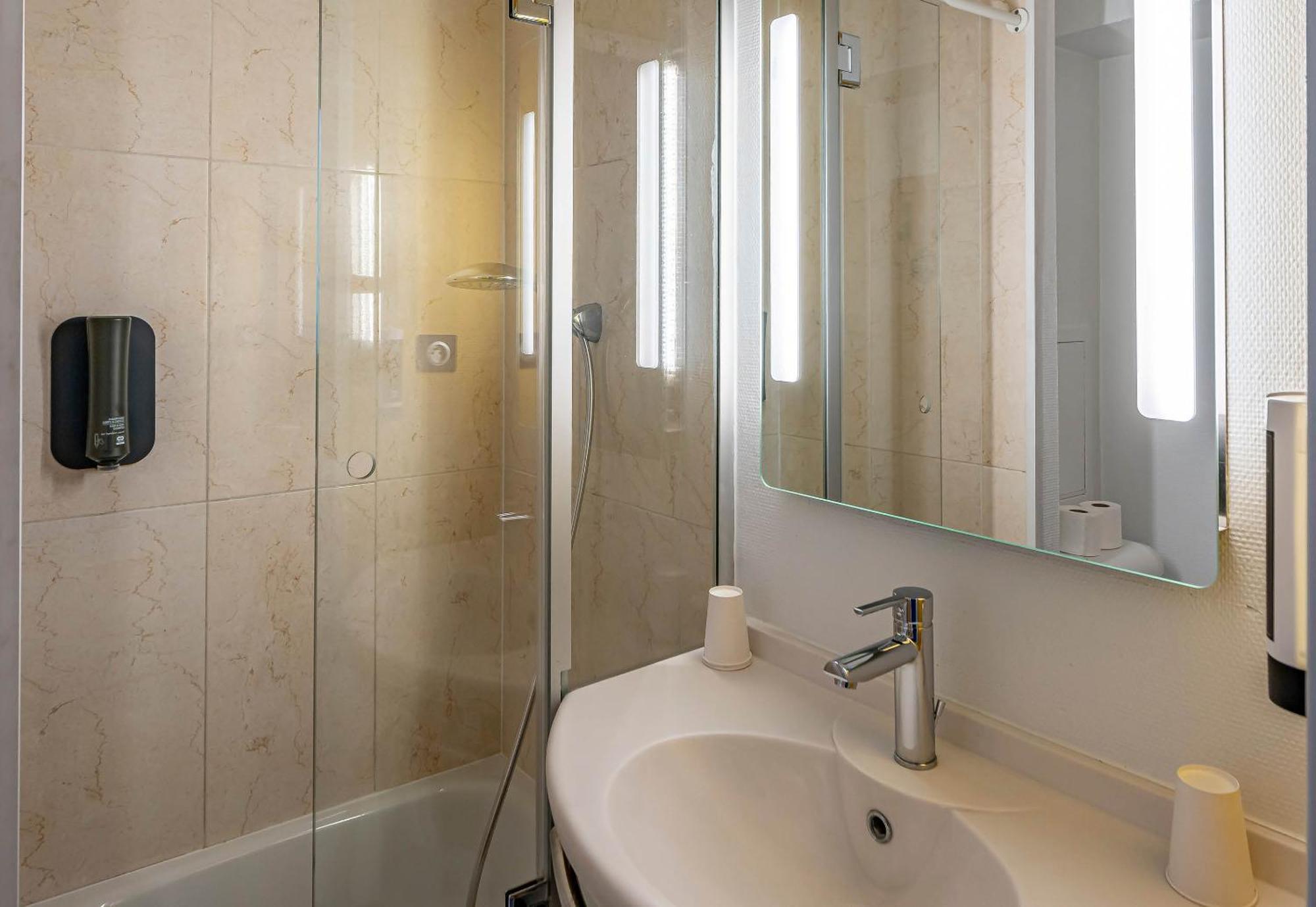 B&B Hotel Bordeaux Lac Sur Брюж Екстериор снимка