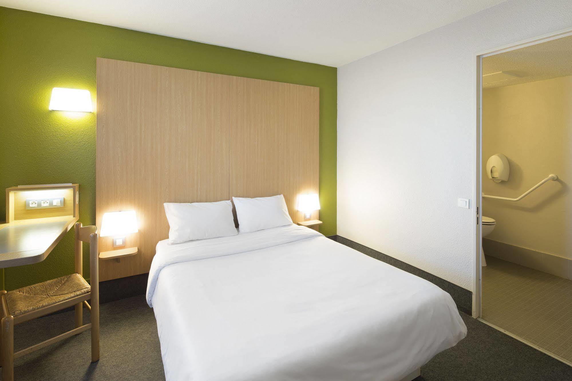 B&B Hotel Bordeaux Lac Sur Брюж Екстериор снимка